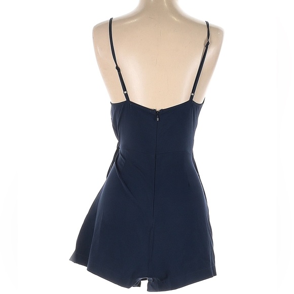 Favlux Fashion Women’s Wrap Romper (NEVER WORN) - size Medium - Picture 2 of 7